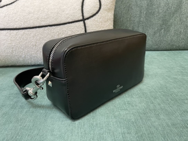 Va1e*ntin0 satchel bag